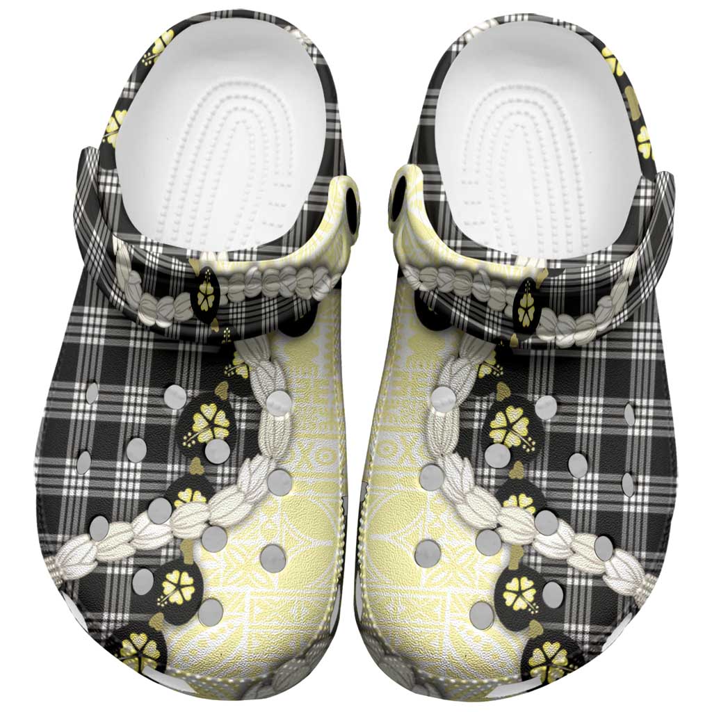 Black Palaka Hawaii Clogs Shoes Kukui Nut Pikake Lei Hawaiian Tapa Pattern - Polynesian Pride