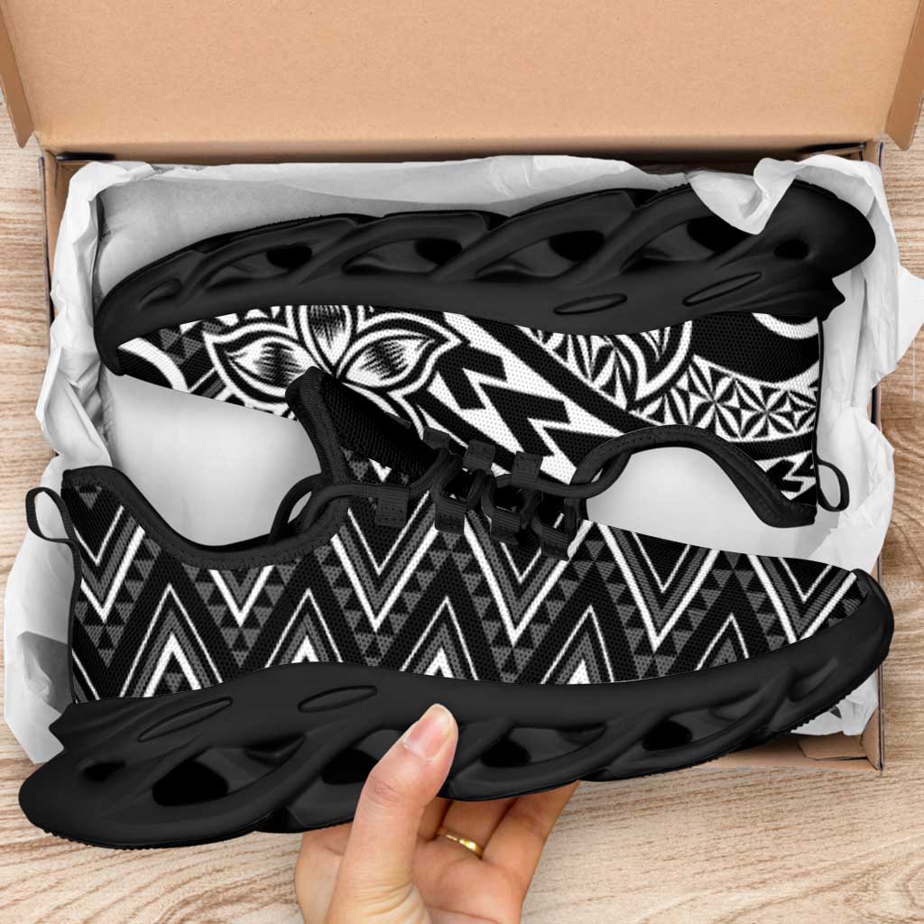 Black White New Zealand Taniko Motifs Clunky Sneakers Aotearoa Maori Plumeria Curve Style LT14 - Polynesian Pride