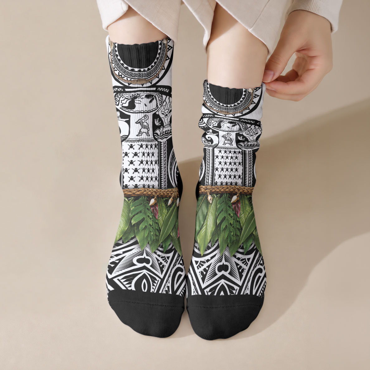 Polynesia Maui Black Tattoo Inspired Crew Socks Tropical Leaf Skirt Costume DT05 Crew Socks Black - Polynesian Pride