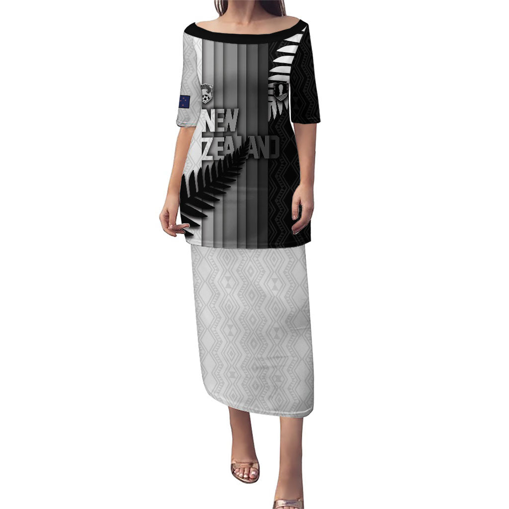 Custom New Zealand Football Family Matching Puletasi and Hawaiian Shirt Silver Fern Maori Pattern Monochrome DT05 Mom's Dress White - Polynesian Pride