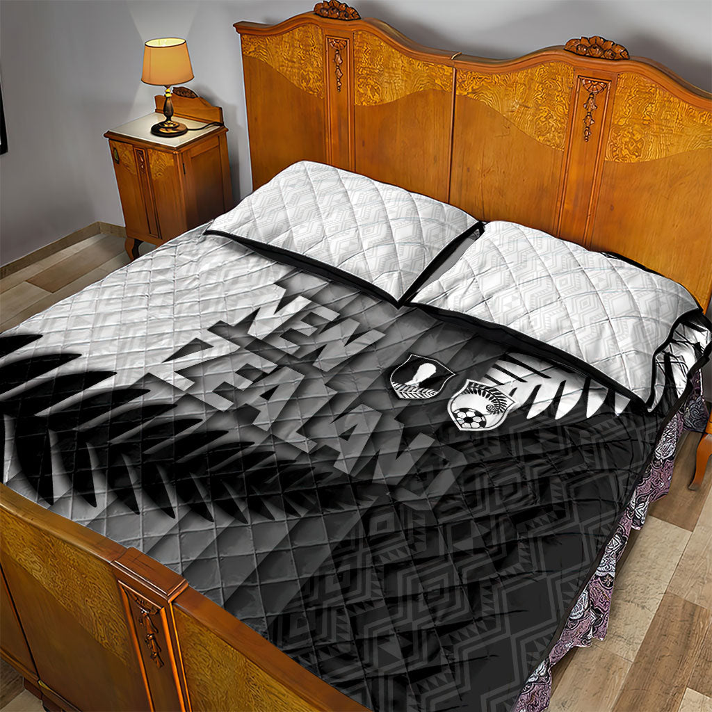 New Zealand Football Quilt Bed Set Silver Fern Maori Pattern Monochrome