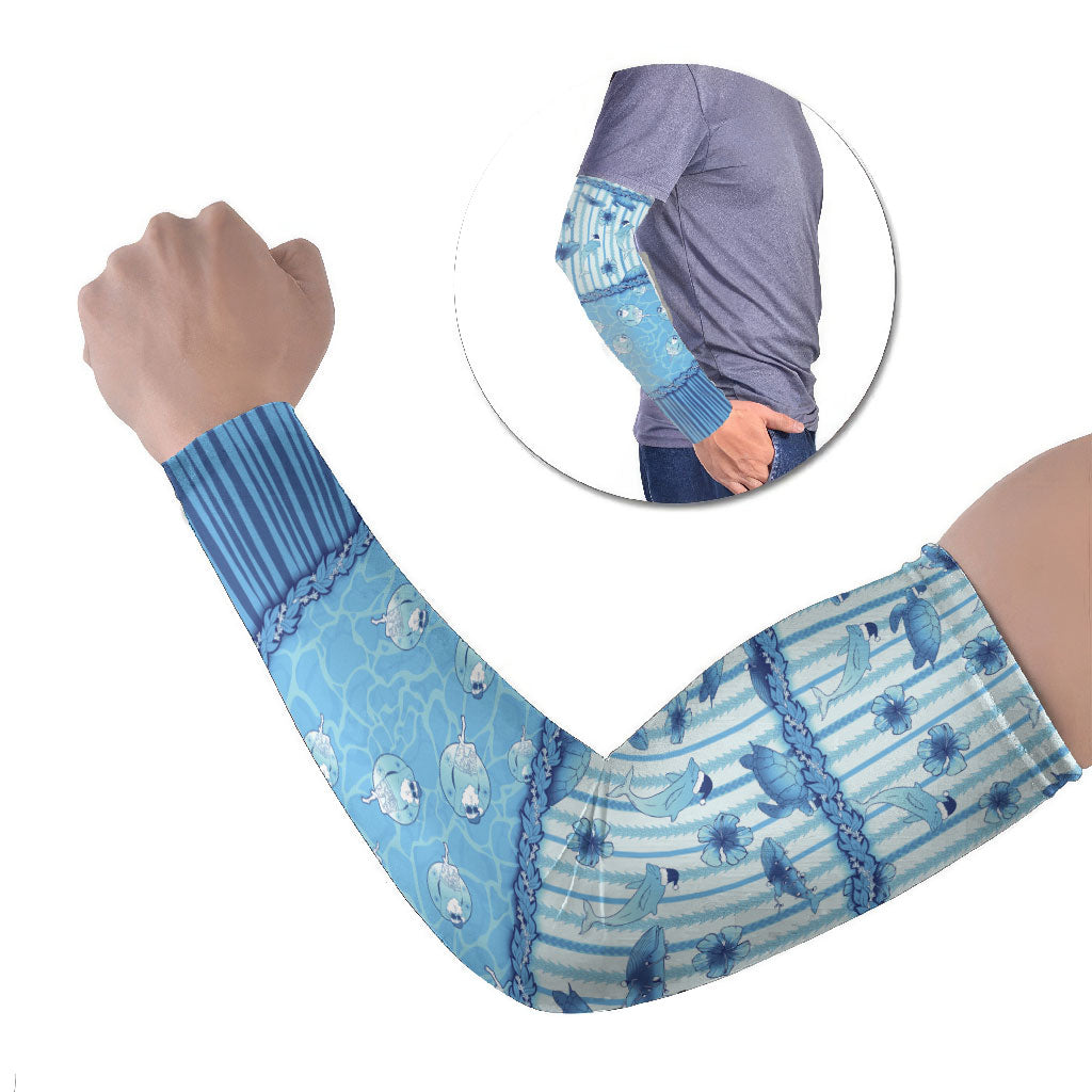 Hawaii Christmas In July Arm Sleeves Sky Blue Mele Kalikimaka Sea Animals DT05 Set of 2 Blue - Polynesian Pride