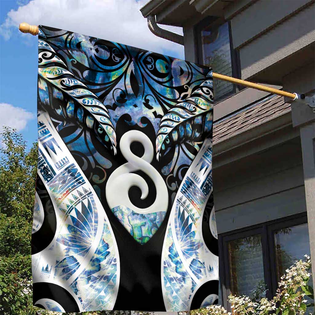 New Zealand Aotearoa Garden Flag Pikorua Single Twist Green Paua Shell