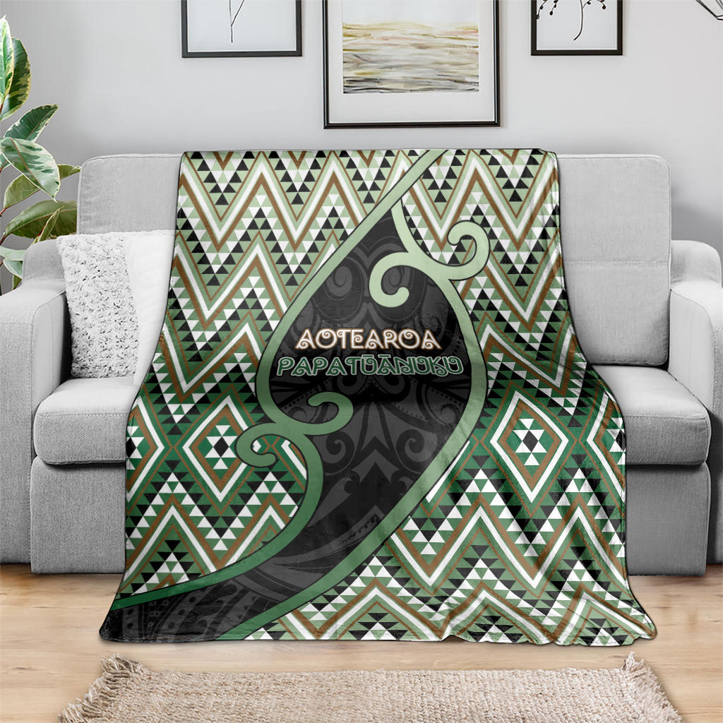 Aotearoa Atua Papatuanuku Blanket Earth Mother Father Koru Patterns