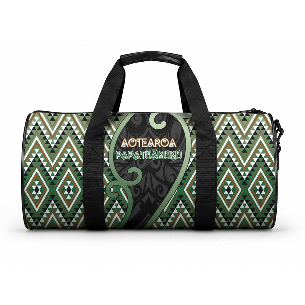 Aotearoa Atua Papatuanuku Duffle Bag Earth Mother Father Koru Patterns DT05 One size Green - Polynesian Pride