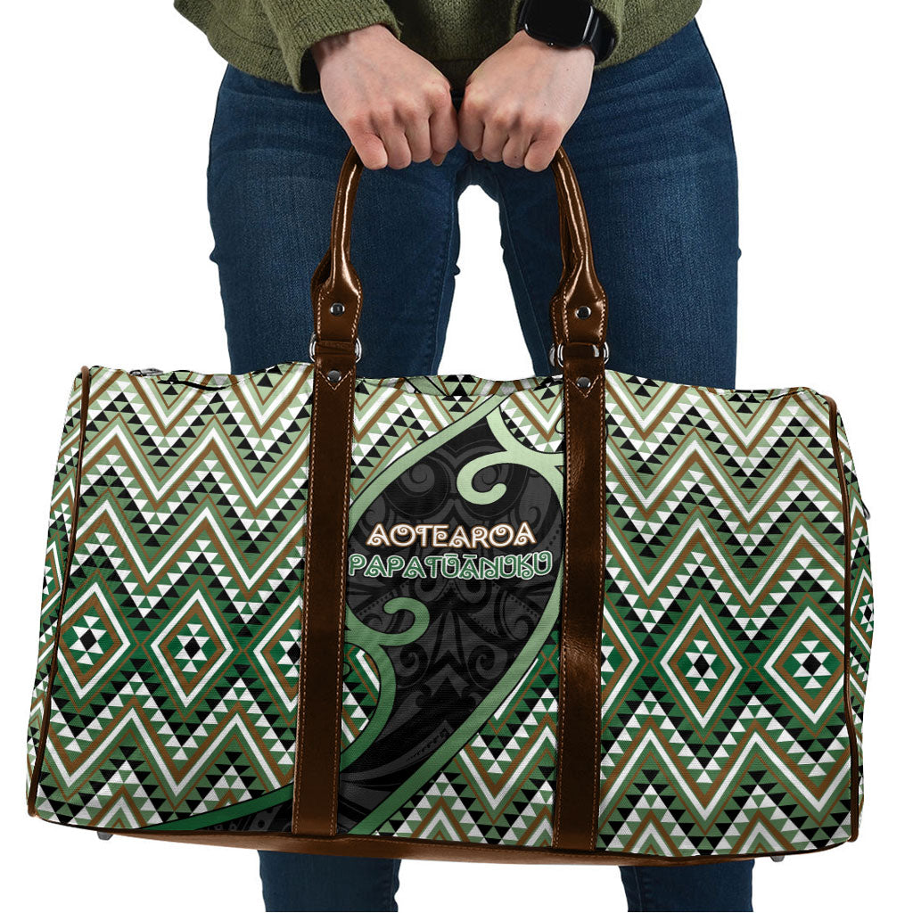 Aotearoa Atua Papatuanuku Travel Bag Earth Mother Father Koru Patterns DT05 Green - Polynesian Pride
