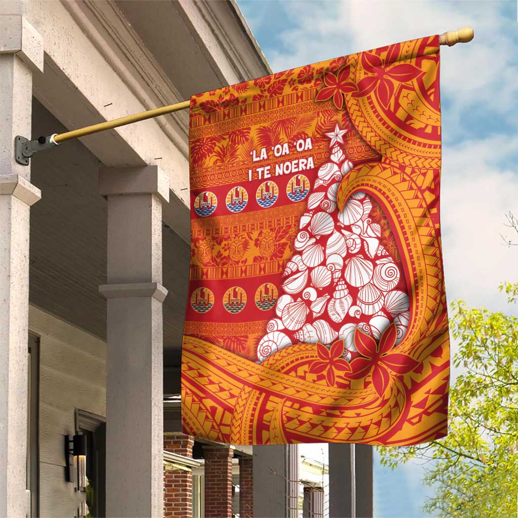 French Polynesia Christmas Garden Flag Seashell Xmas Tree Tribal Waves - Polynesian Pride