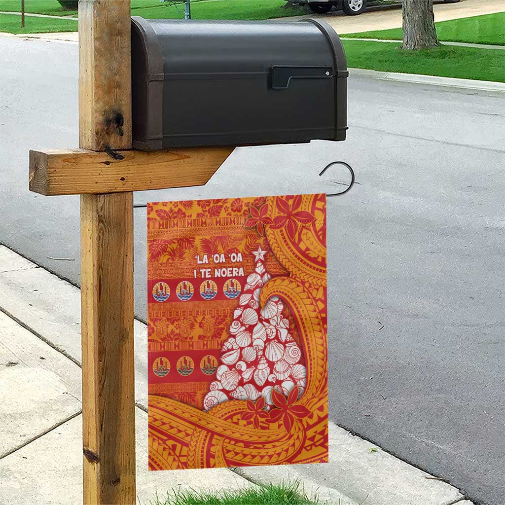 French Polynesia Christmas Garden Flag Seashell Xmas Tree Tribal Waves - Polynesian Pride