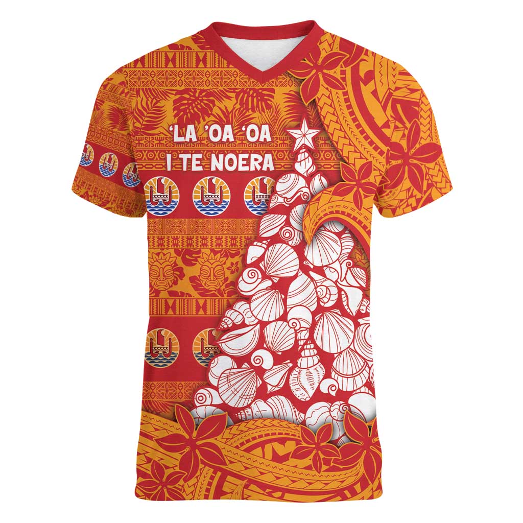 French Polynesia Christmas Women V-Neck T-Shirt Seashell Xmas Tree Tribal Waves - Polynesian Pride