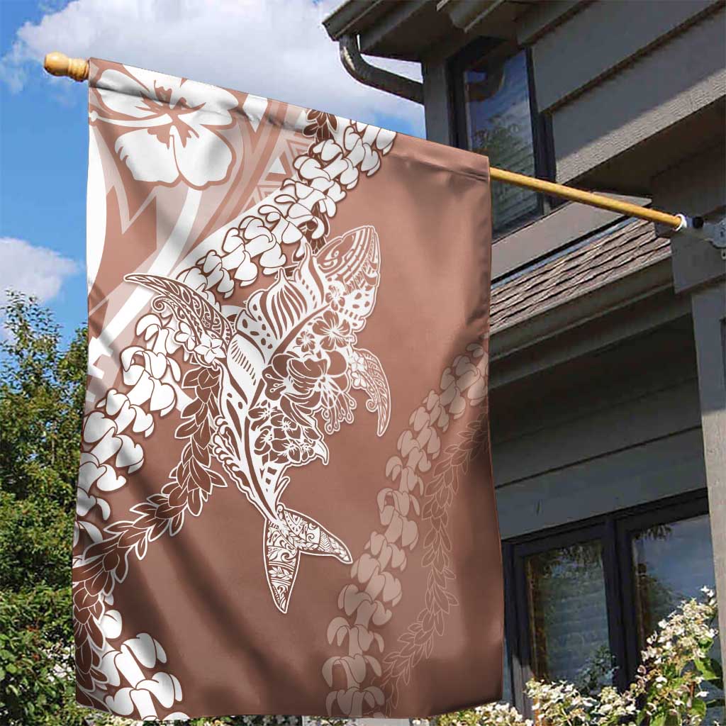 Hawaii Puakenikeni And Maile Lei Garden Flag Brown Polynesian Shark Tattoo DT05