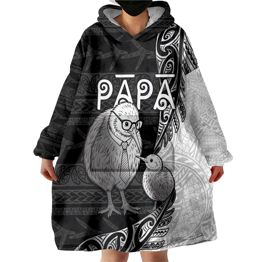 Personalised New Zealand Father's Day Wearable Blanket Hoodie Papa Kiwi Bird Tribal Pattern DT05 - Polynesian Pride