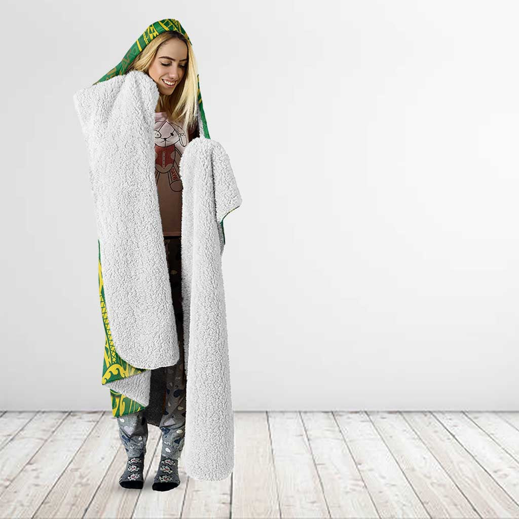 Cook Islands Hooded Blanket Hibiscus Polynesian Tribal Pattern
