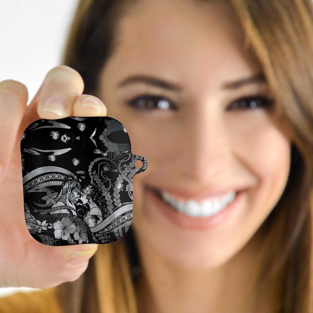 Maori Romantic Valentine AirPods Case The Hongi Kiss Black Galaxy