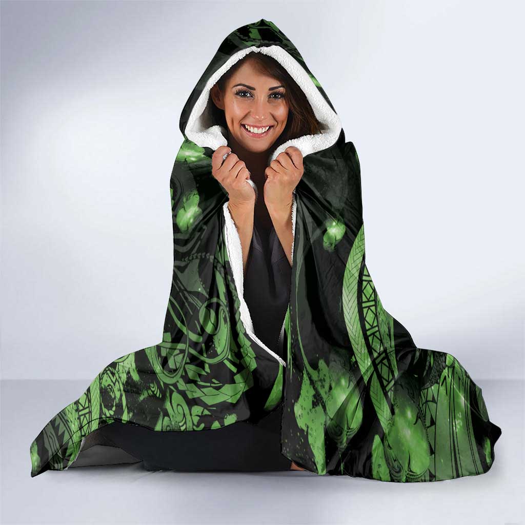 Maori Romantic Valentine Hooded Blanket The Hongi Kiss Green Galaxy