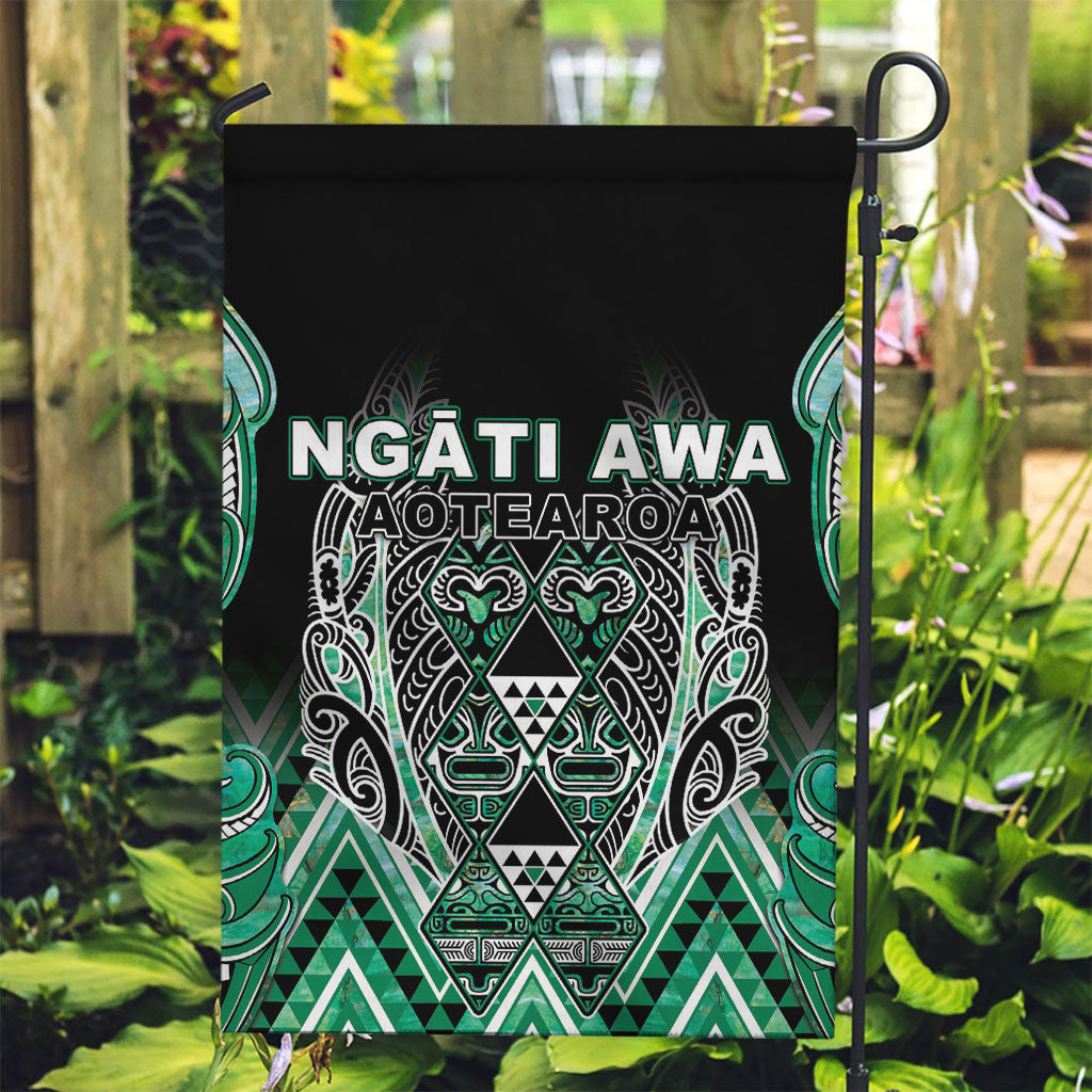 Aotearoa Ngati Awa Garden Flag Maori Tribal Green Marble Paua Shell Pattern DT05 Garden Flag Green - Polynesian Pride