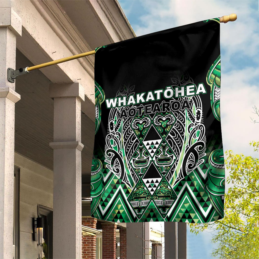 Aotearoa Whakatohea Garden Flag Maori Tribal Green Abalone Paua Shell Pattern