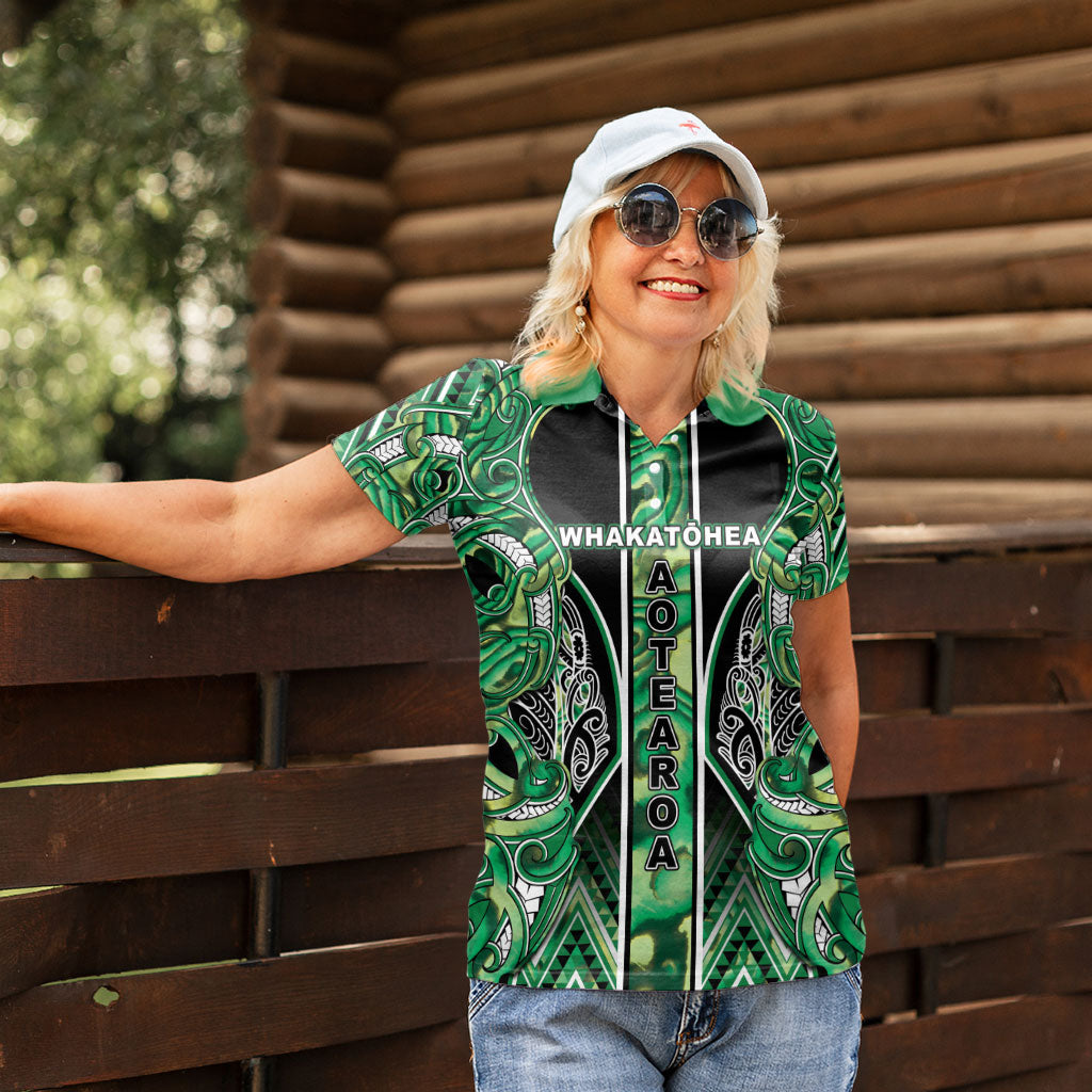 Aotearoa Whakatohea Women Polo Shirt Maori Tribal Green Abalone Paua Shell Pattern DT05 - Polynesian Pride
