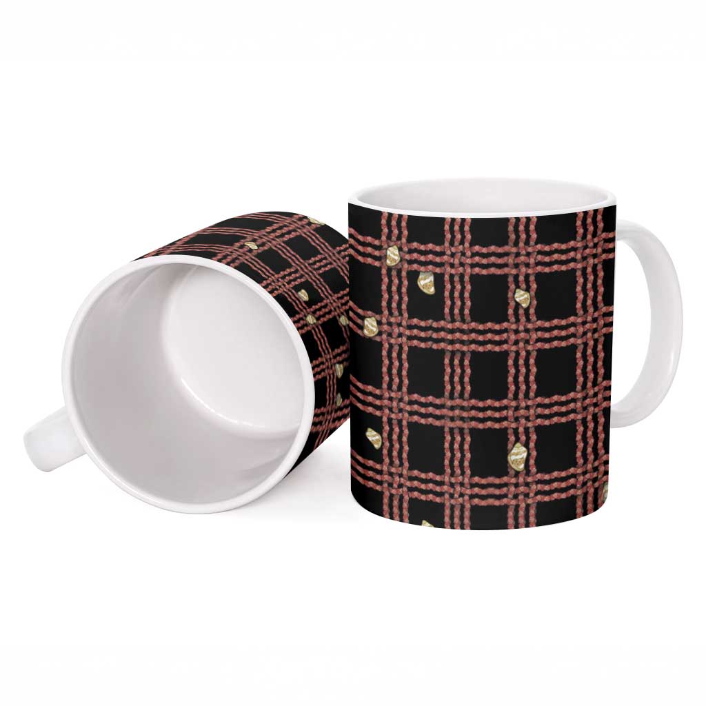 Hawaii Palaka Kahelelani Shell Lei Costume Ceramic Mug Plaid Patterns