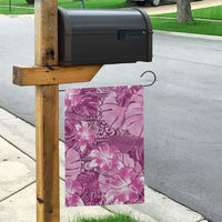 Hawaii Garden Flag Magenta Polynesian Monstera Patterns - Polynesian Pride