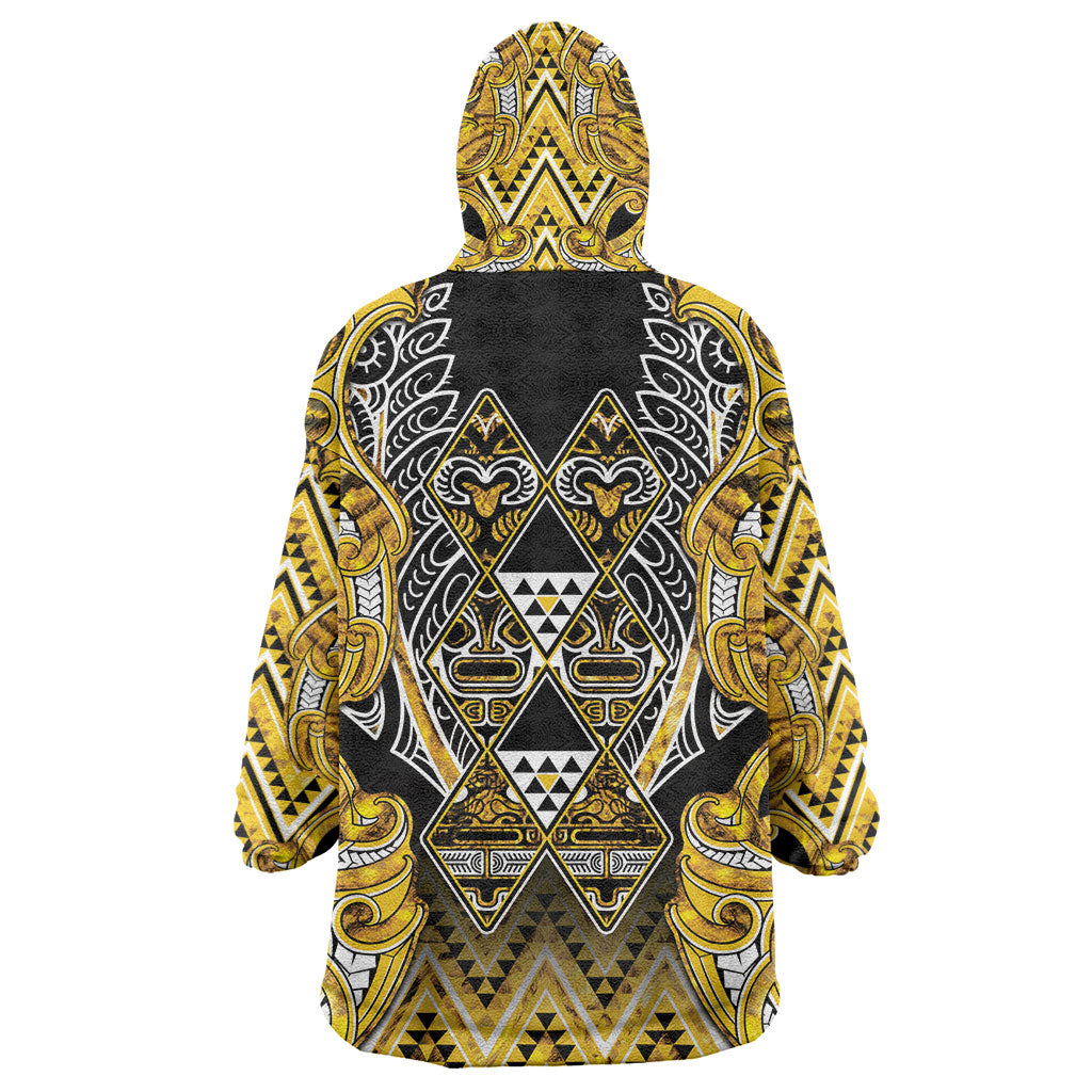 Aotearoa Ngati Whatua Wearable Blanket Hoodie Maori Tribal Gold Paua Shell Pattern DT05 - Polynesian Pride