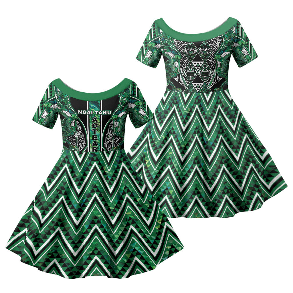 Aotearoa Ngai Tahu Family Matching Puletasi and Hawaiian Shirt Maori Tribal Dark Green Paua Shell Pattern DT05 Daughter's Dress Green - Polynesian Pride