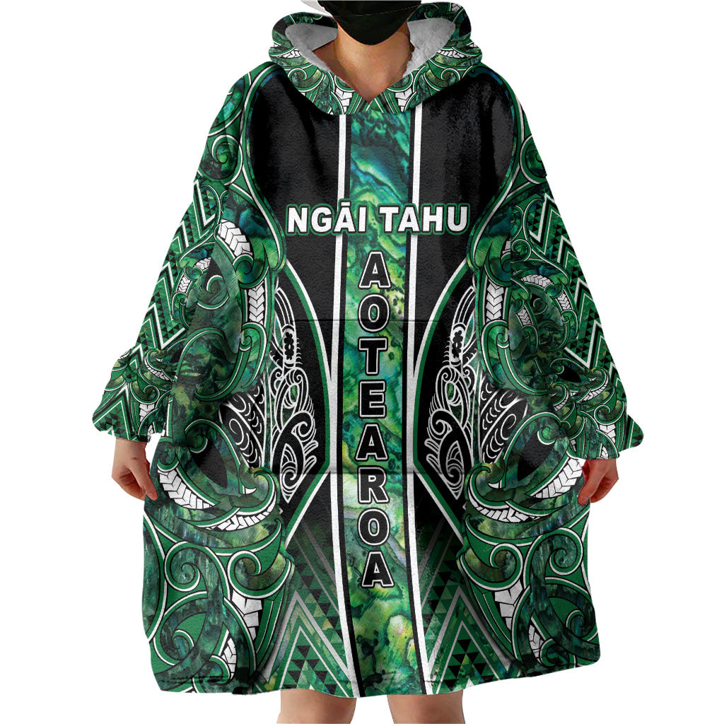 Aotearoa Ngai Tahu Wearable Blanket Hoodie Maori Tribal Dark Green Paua Shell Pattern DT05 - Polynesian Pride
