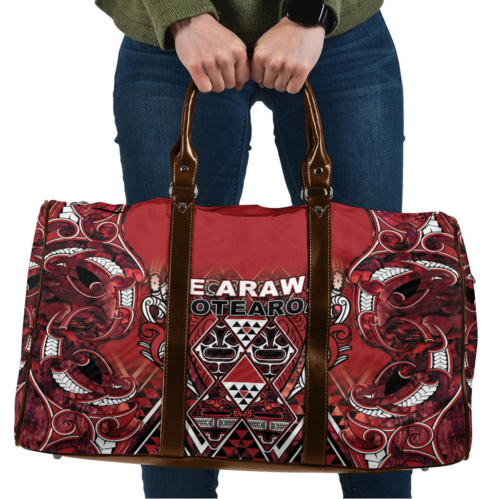 Aotearoa Te Arawa Travel Bag Maori Tribal Dark Red Paua Shell Pattern DT05 Red - Polynesian Pride