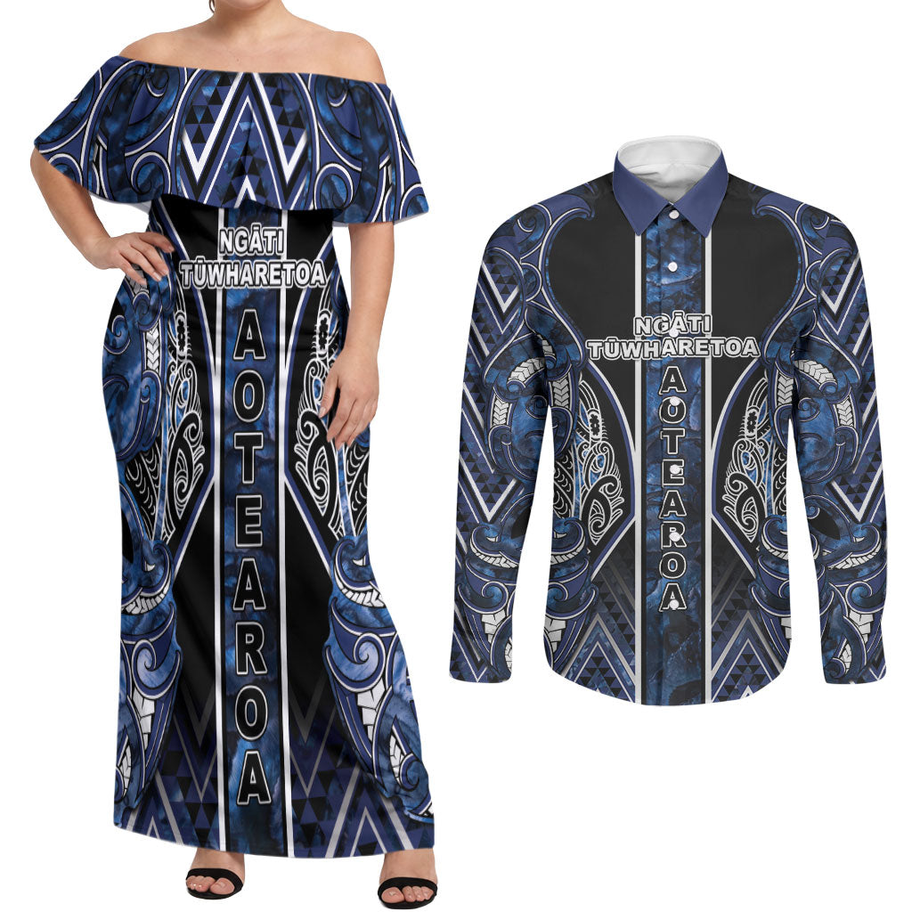 Aotearoa Tuwharetoa Couples Matching Off Shoulder Maxi Dress and Long Sleeve Button Shirt Maori Tribal Navy Paua Shell Pattern DT05 Navy - Polynesian Pride