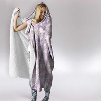 Pua Kalaunu Lei Hooded Blanket Palaka Pattern