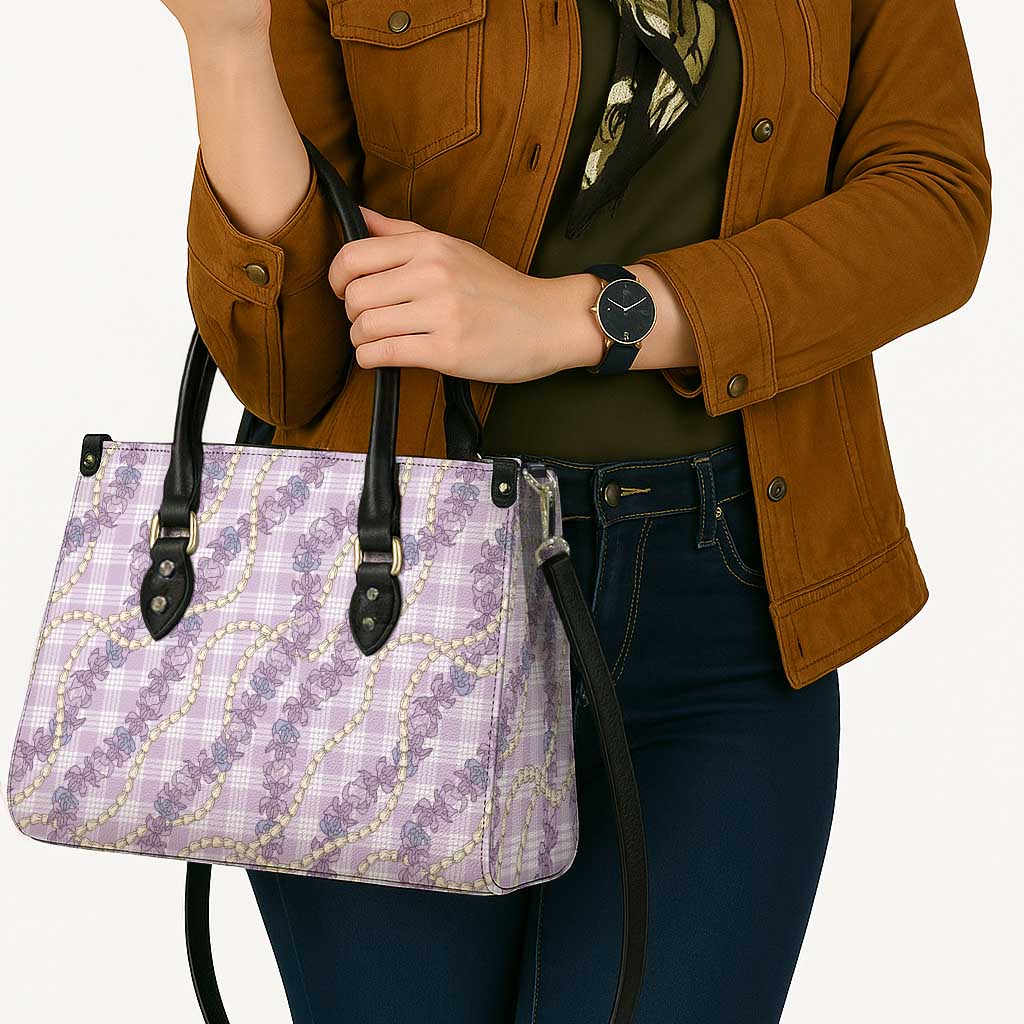 Pua Kalaunu Lei Leather Bag Palaka Pattern