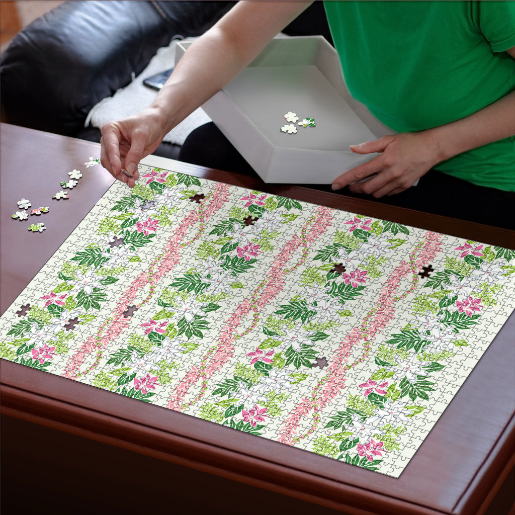 Monstera Tiare Plumeria Lei Pattern Puzzle Green Version