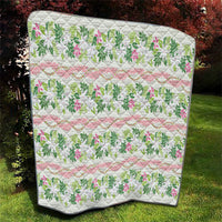Monstera Tiare Plumeria Lei Pattern Quilt Green Version
