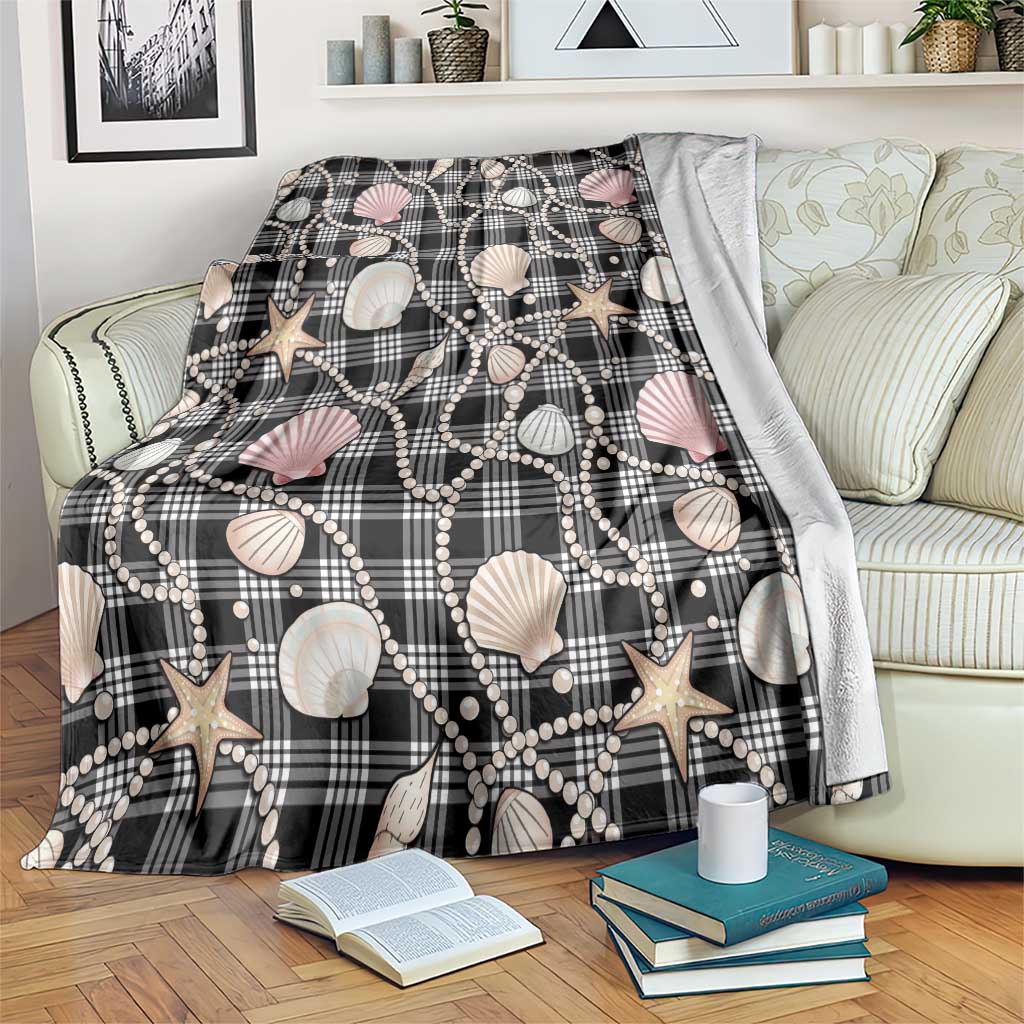 Hawaiian Ocean Seashells Blanket Black Palaka Pattern