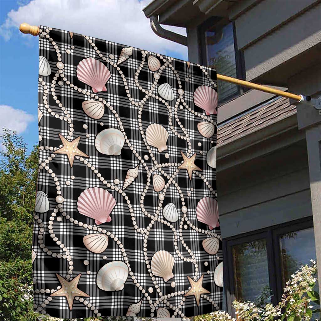 Hawaiian Ocean Seashells Garden Flag Black Palaka Pattern