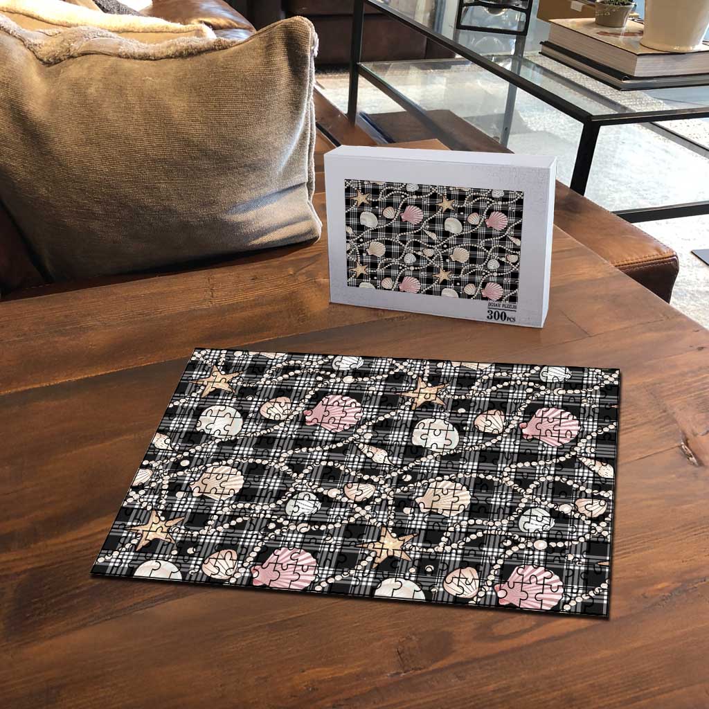 Hawaiian Ocean Seashells Puzzle Black Palaka Pattern
