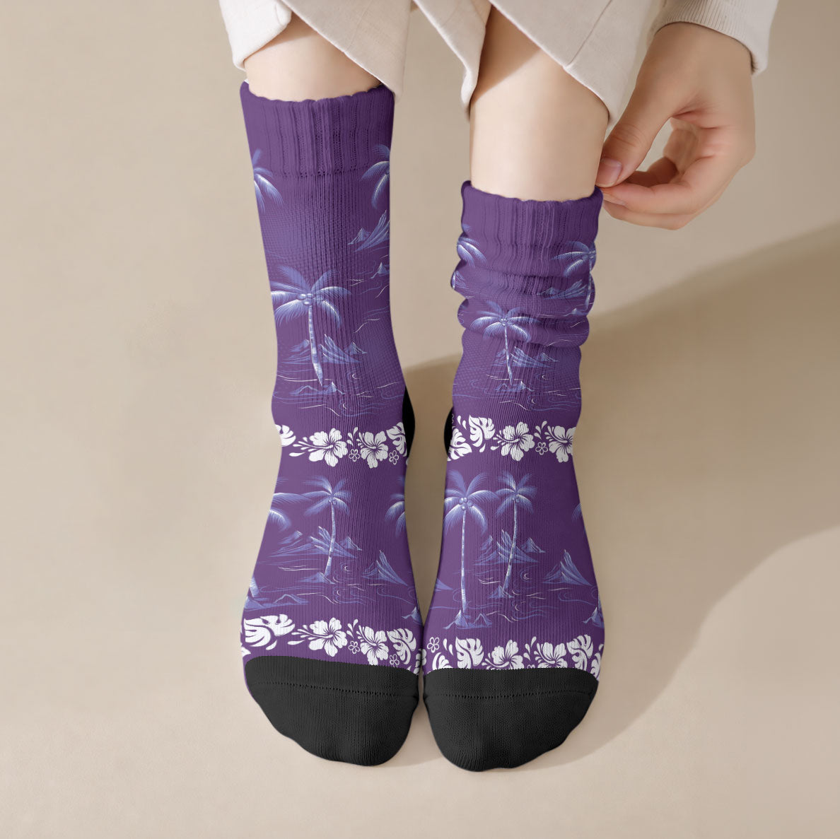 Purple Hawaii Palm Tree Hibiscus Crew Socks Fantasy Summer Vibe LT01 Crew Socks Purple - Polynesian Pride
