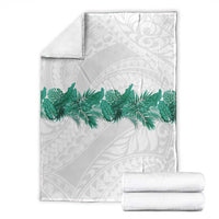 Hawaii Tropical Leaves Blanket Polynesian Pattern