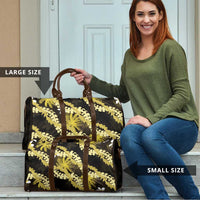Puakenikeni Maile Lei Travel Bag Frangipani Yellow Tropical Leaves