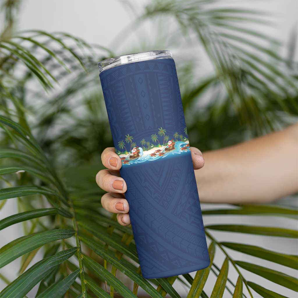 Hawaii Santa Riding Sea Turtle Skinny Tumbler Mele Kalikimaka Polynesian Pattern - Polynesian Pride