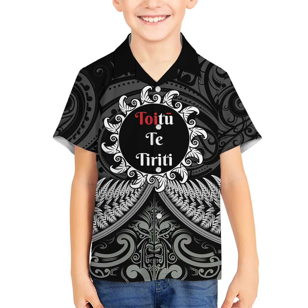 Personalised Toitu Te Tiriti Aotearoa Silver Fern Family Matching Short Sleeve Bodycon Dress and Hawaiian Shirt New Zealand Maori Pattern LT01 Son's Shirt Black - Polynesian Pride