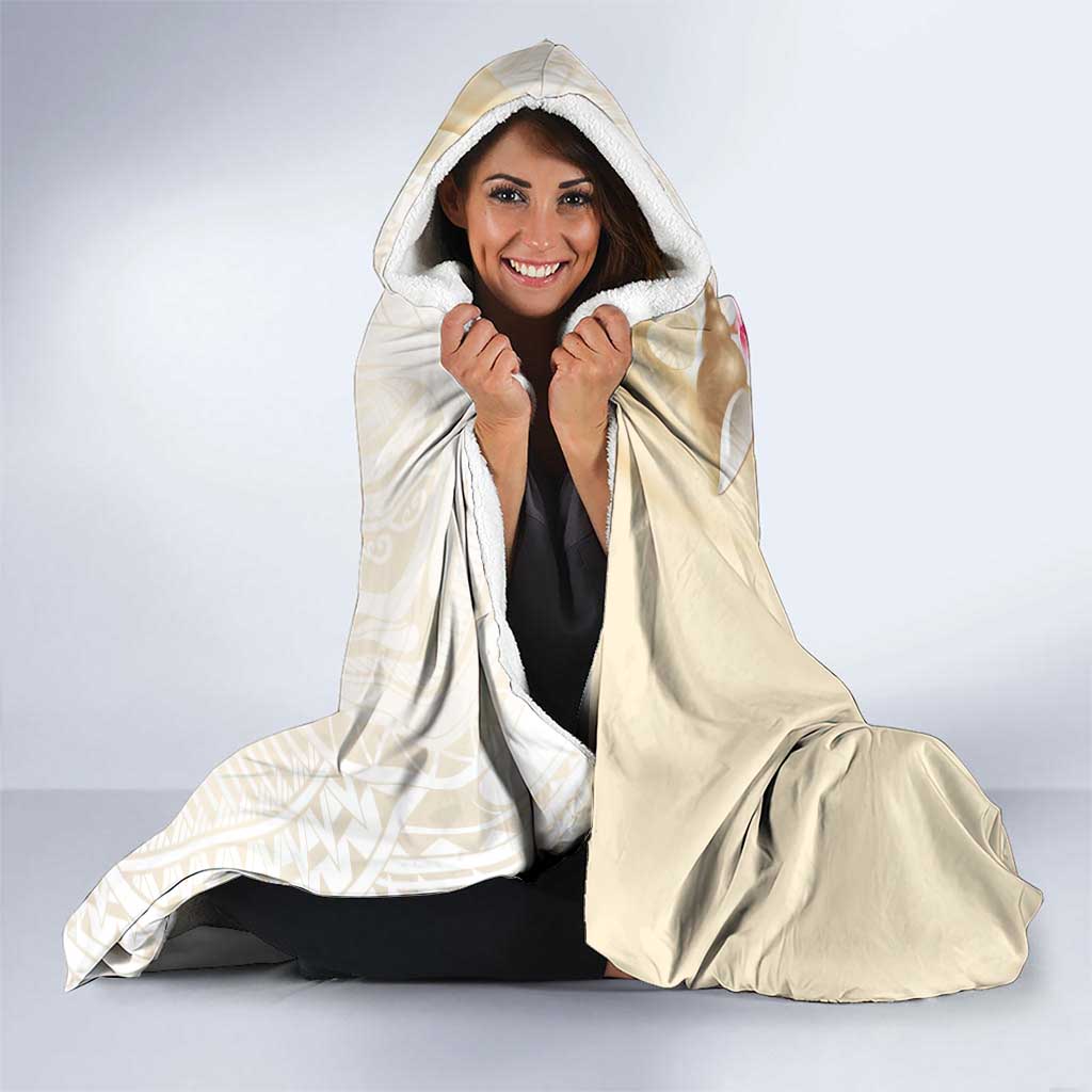 Beige Frangipani Sea Shell Hooded Blanket Starfish Polynesian Pattern - Polynesian Pride