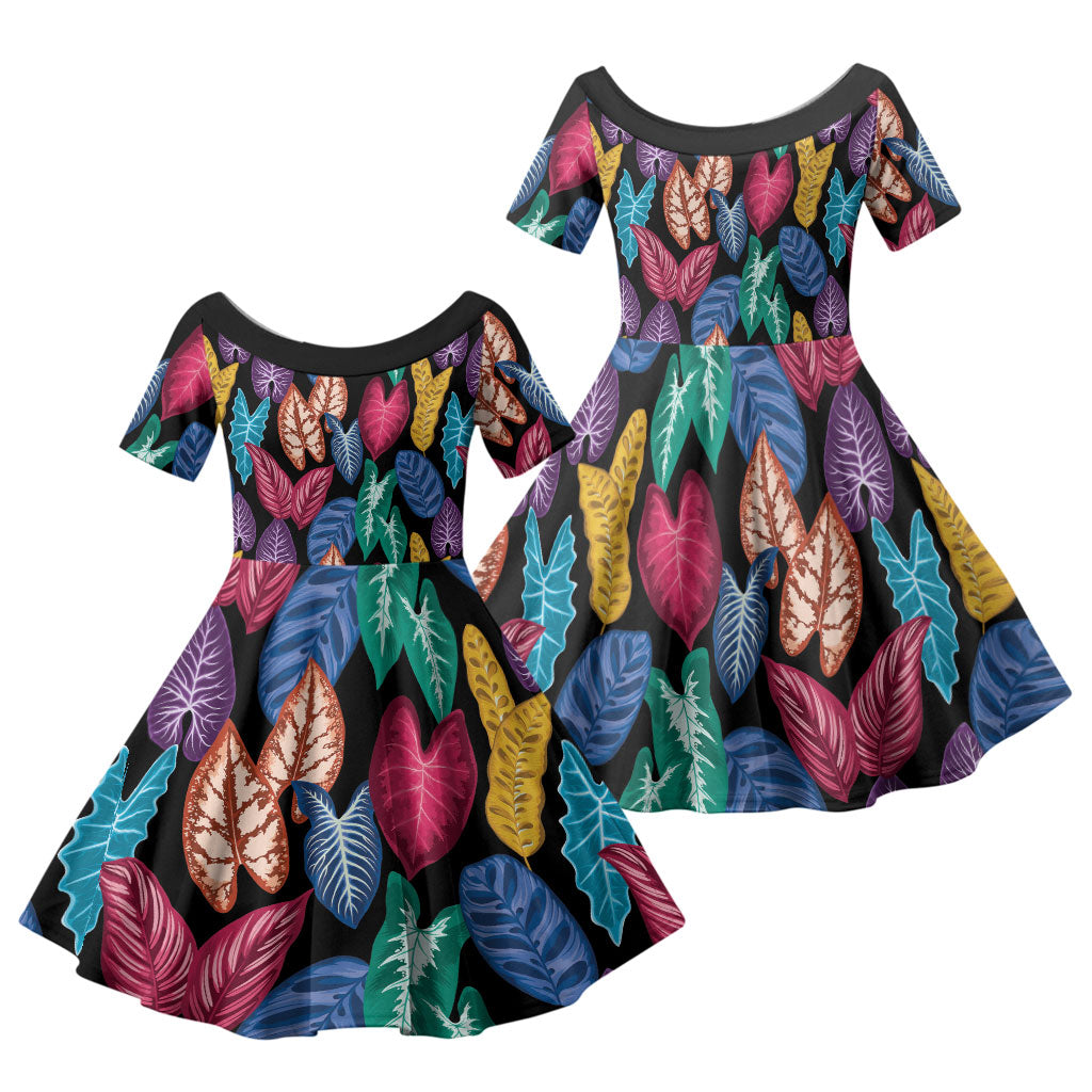 Hawaii Colorful Tropical Leaves Family Matching Off Shoulder Maxi Dress and Hawaiian Shirt LT01 Daughter's Dress Black - Polynesian Pride