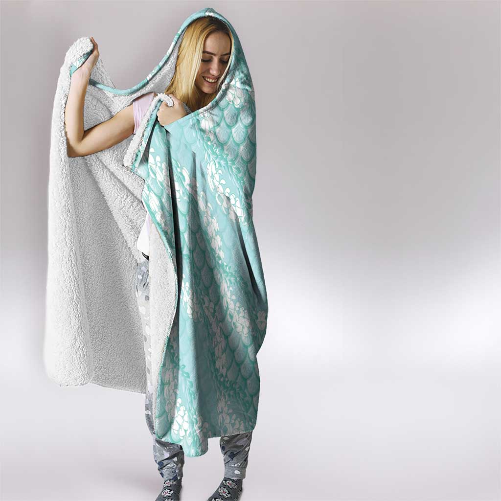 Light Turquoise Mermaid Puakenikeni Maile Lei Hooded Blanket