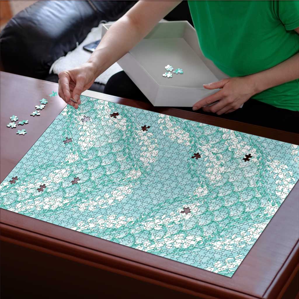 Light Turquoise Mermaid Puakenikeni Maile Lei Puzzle LT01 - Polynesian Pride