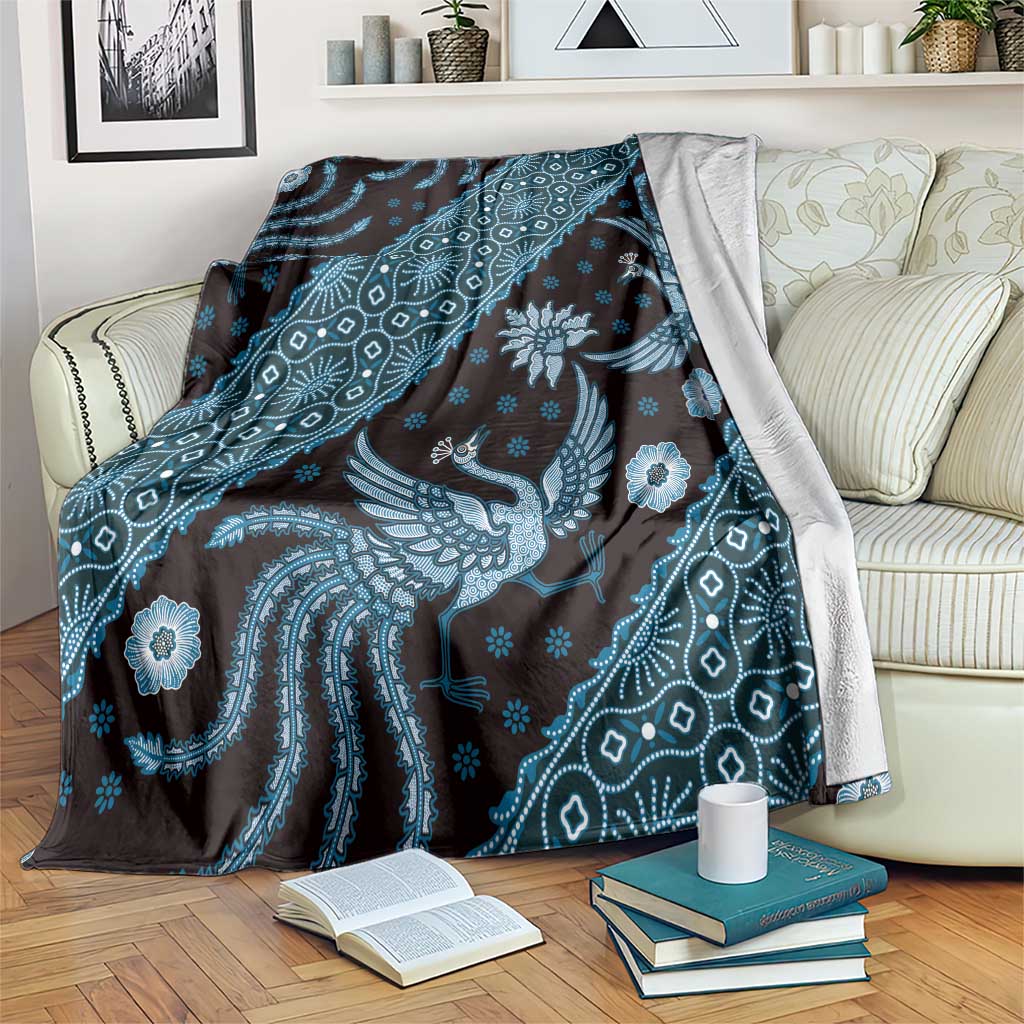 Indonesia Batik Pattern Blanket Blue Version