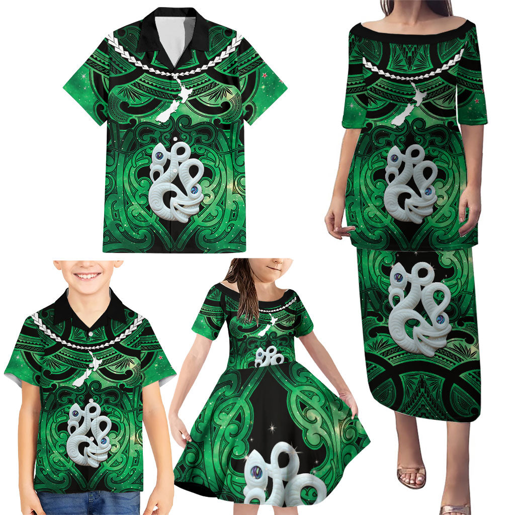 Personalised Maori Matariki Manaia Kakariki Family Matching Puletasi and Hawaiian Shirt Maori Kowhaiwhai Pattern Galaxy LT01 - Polynesian Pride