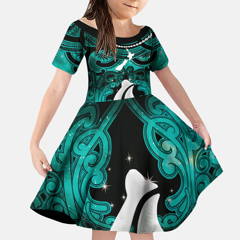 Personalised Maori Matariki Hei Matau Turquoise Family Matching Off Shoulder Maxi Dress and Hawaiian Shirt Maori Kowhaiwhai Pattern Galaxy LT01 Daughter's Dress Turquoise - Polynesian Pride