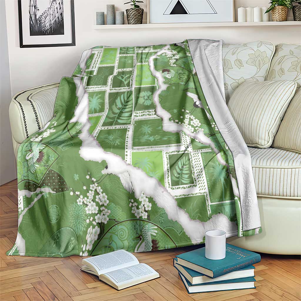 Hawaii Japanese Culture Sage Green Blanket Spring Cranes Aloha Pattern