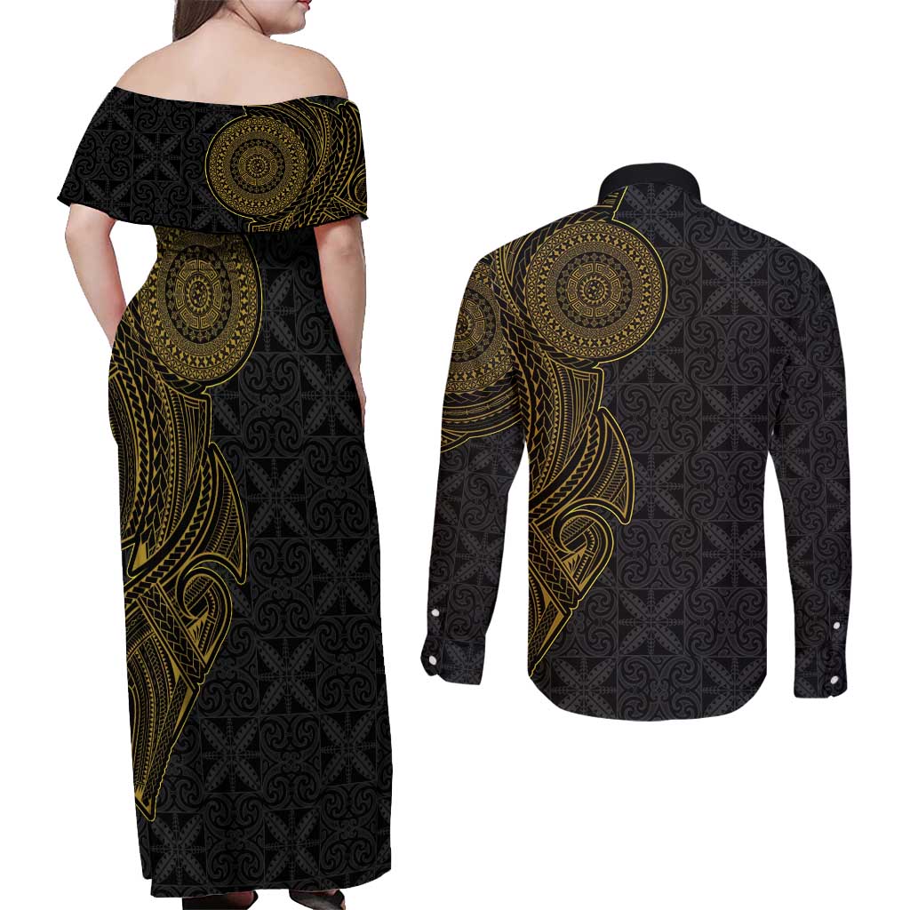 Niue Polynesian Hiapo Tattoo Art Couples Matching Off Shoulder Maxi Dress and Long Sleeve Button Shirt Half Style Black Gold Color - Polynesian Pride