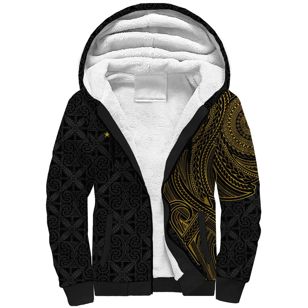 Niue Polynesian Hiapo Tattoo Art Sherpa Hoodie Half Style Black Gold Color - Polynesian Pride
